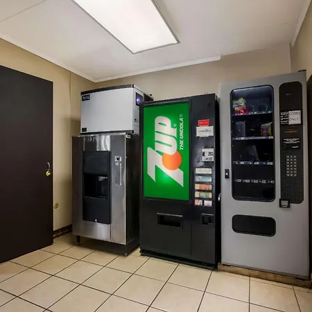 Quality Inn & Suites Millville-3